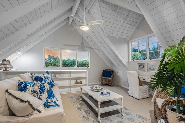 Photo of property in 7 Dene Court Lane, Greenhithe, Auckland, 0632