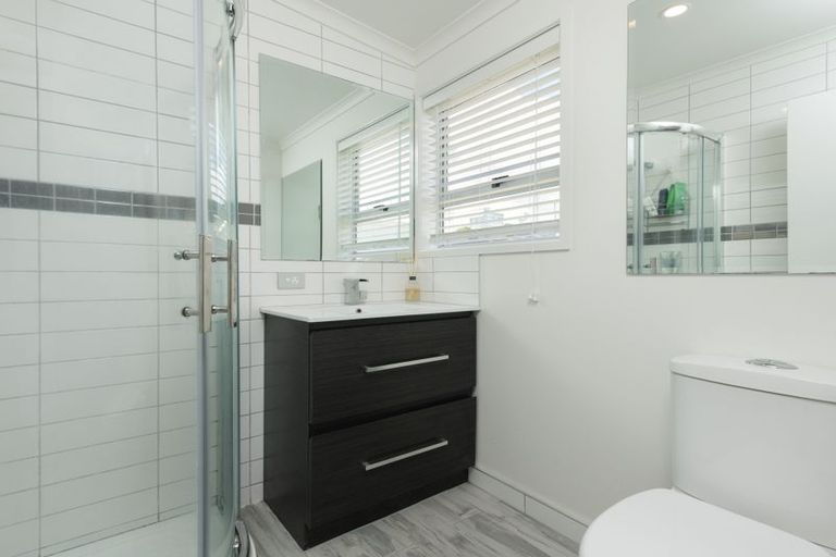 Photo of property in 1036b Papamoa Beach Road, Papamoa Beach, Papamoa, 3118