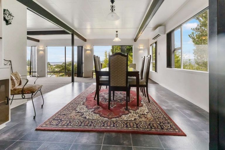 Photo of property in 39 Mountain Road, Western Heights, Rotorua, 3015