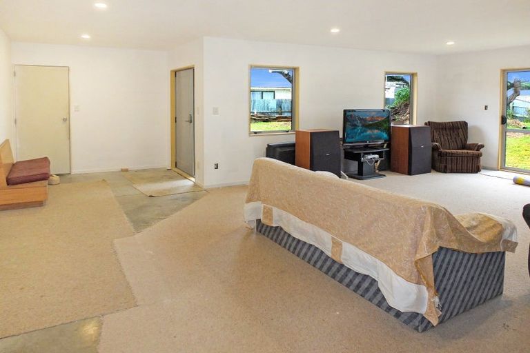 Photo of property in 4 Muritai Grove, Himatangi Beach, Foxton, 4891