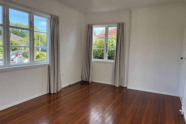 Photo of property in 12 Kitchener Place, Opawa, Christchurch, 8023