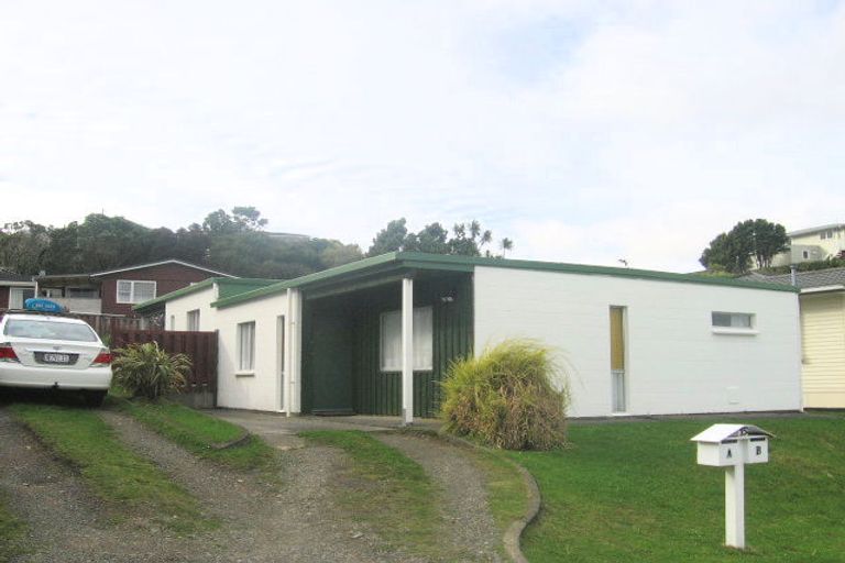 Photo of property in 15a Cypress Drive, Maungaraki, Lower Hutt, 5010