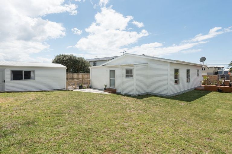 Photo of property in 1036b Papamoa Beach Road, Papamoa Beach, Papamoa, 3118