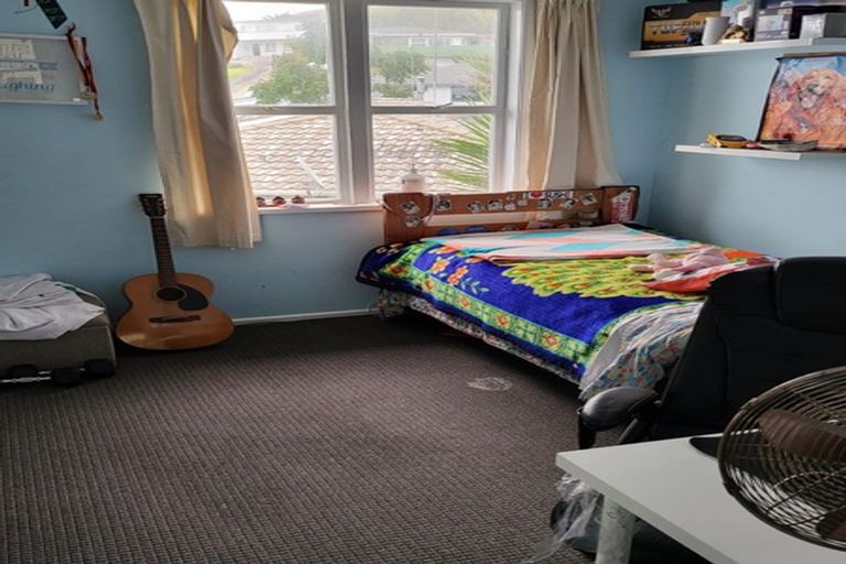 Photo of property in 115 Monarch Avenue, Hillcrest, Auckland, 0627