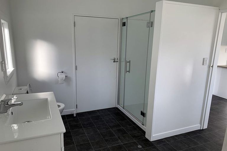 Photo of property in 11 Richmond Street, Petone, Lower Hutt, 5012