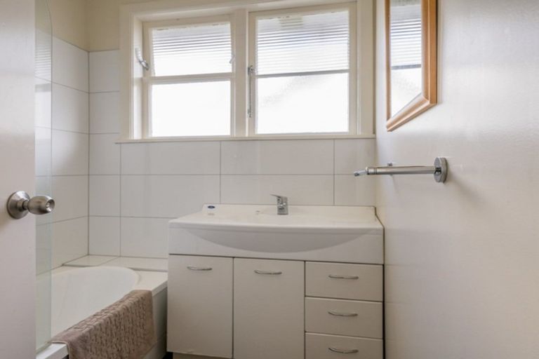 Photo of property in 18 Miro Street, Levin, 5510