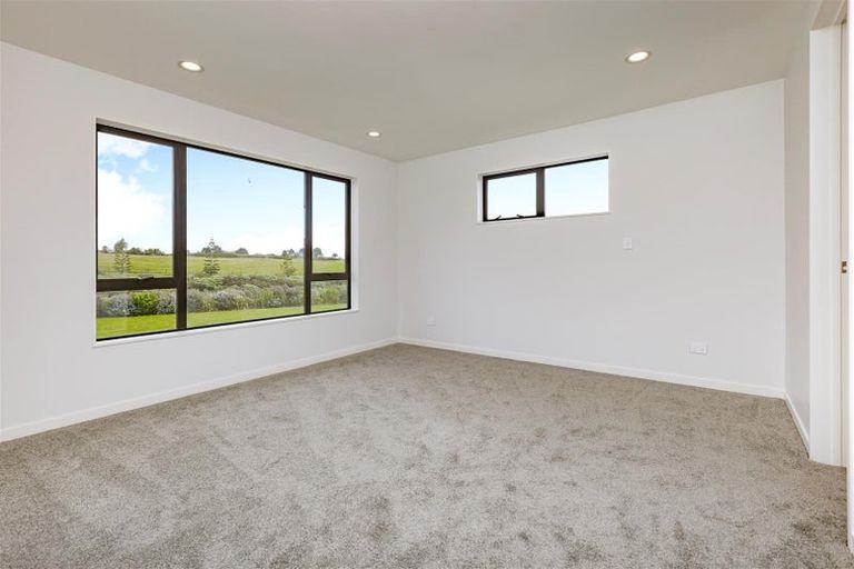 Photo of property in 1 Hutukawa Drive, Beachlands, Auckland, 2018