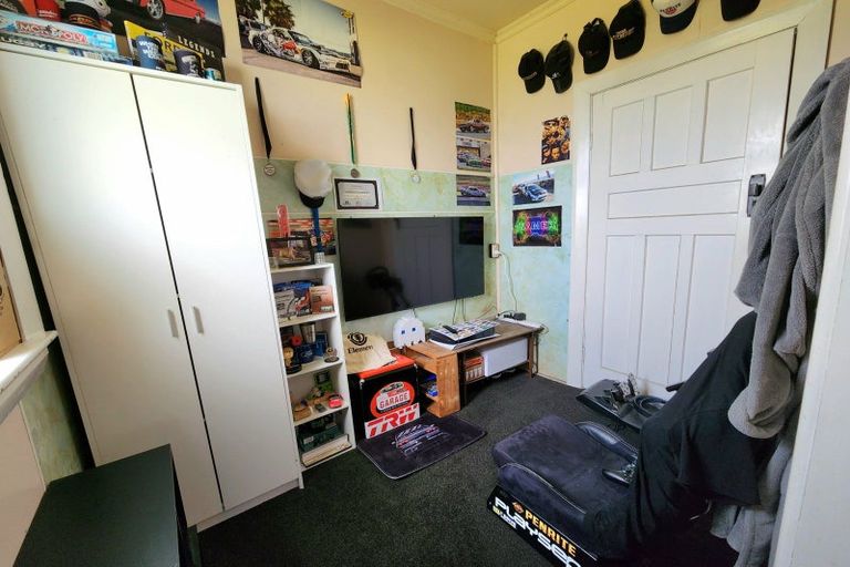 Photo of property in 20 Clifford Street, Blackball, 7804