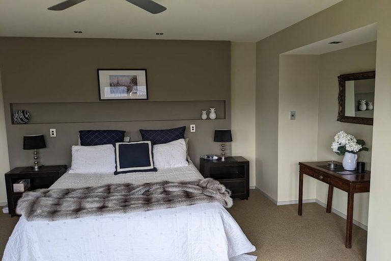 Photo of property in 44 Meadowstone Drive, Wanaka, 9305