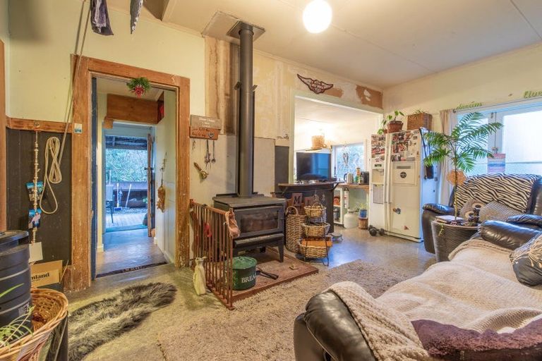 Photo of property in 2 Church Street, Waipawa, 4210