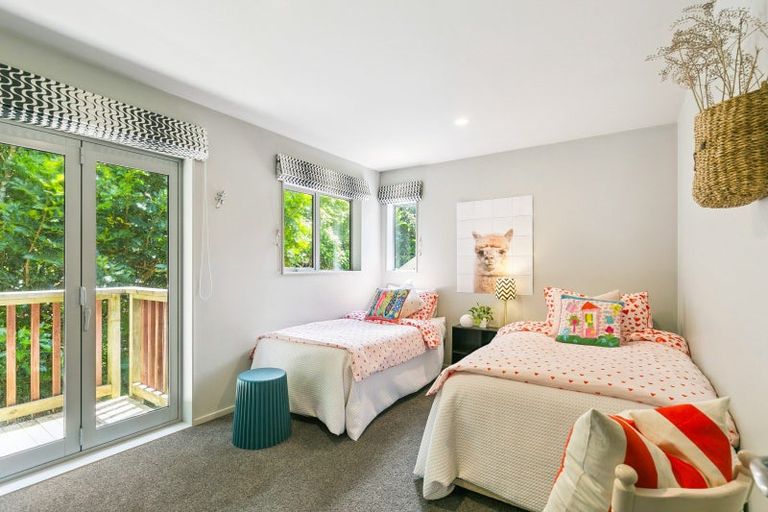 Photo of property in 77a Nicholson Road, Khandallah, Wellington, 6035