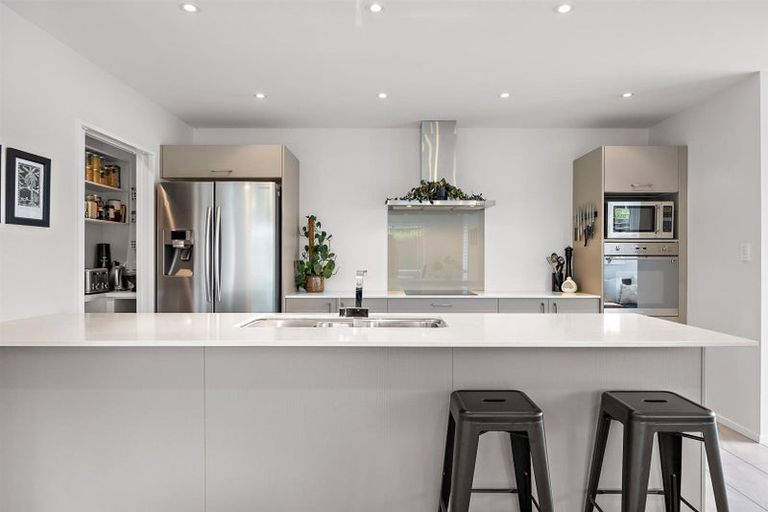 Photo of property in 25 Crabb Fields Lane, Riverhead, 0820