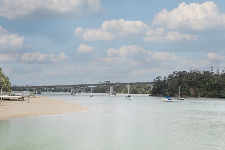 Photo of property in 31 Turret Lane, Hobsonville, Auckland, 0616