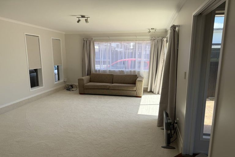 Photo of property in 1/35 Vivian Wilson Drive, Eastern Beach, Auckland, 2012