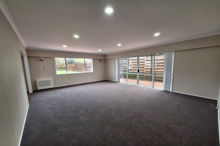 Photo of property in 49 Butterworth Drive, Glendene, Auckland, 0602
