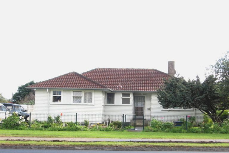 Photo of property in 10 Springs Road, Otara, Auckland, 2013