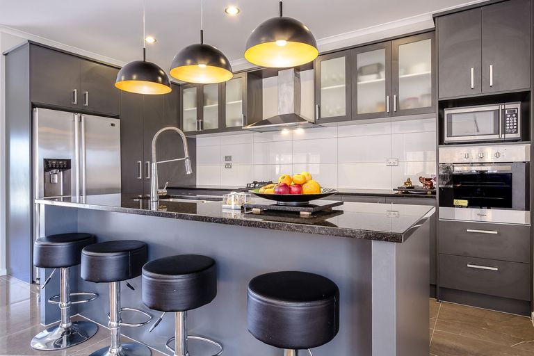 Photo of property in 589 Great South Road, Rosehill, Papakura, 2113