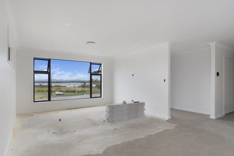 Photo of property in 7 Brendan Close, Omokoroa, 3114