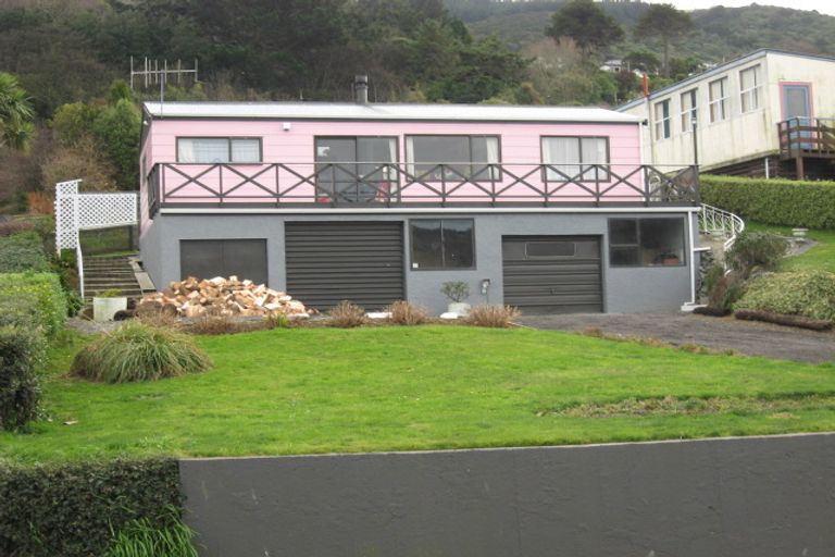 Photo of property in 239 Ravensbourne Road, Ravensbourne, Dunedin, 9022