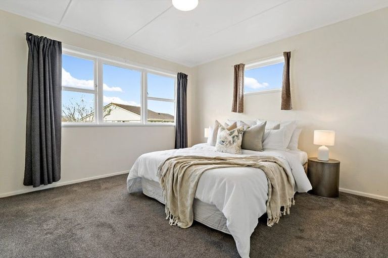 Photo of property in 6 Arnhem Place, Pukekohe, 2120