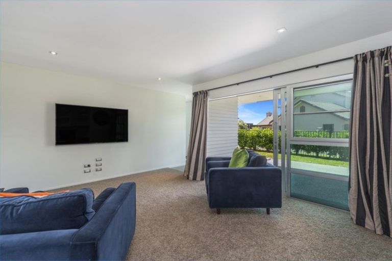 Photo of property in 14 Gilbert Court, Rototuna, Hamilton, 3210