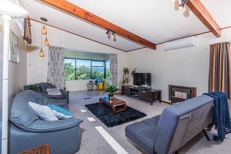 Photo of property in 8 John Sims Drive, Broadmeadows, Wellington, 6035