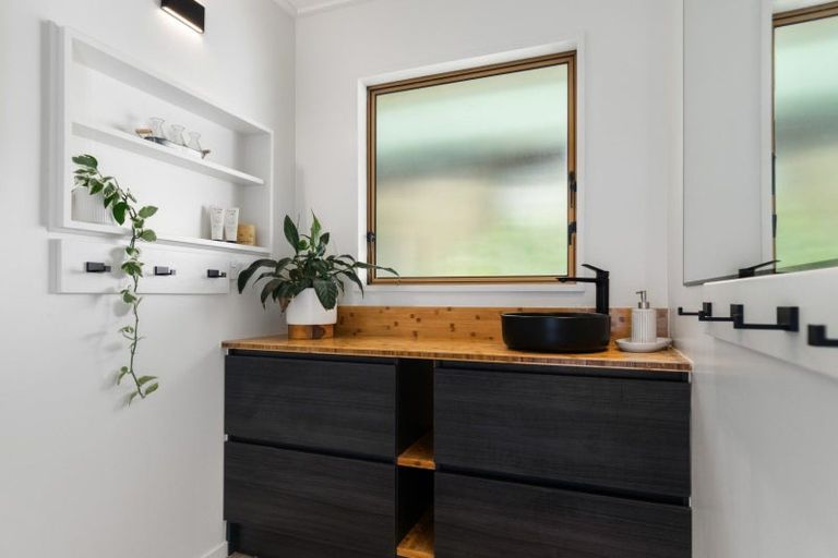 Photo of property in 1209a Cameron Road, Gate Pa, Tauranga, 3112