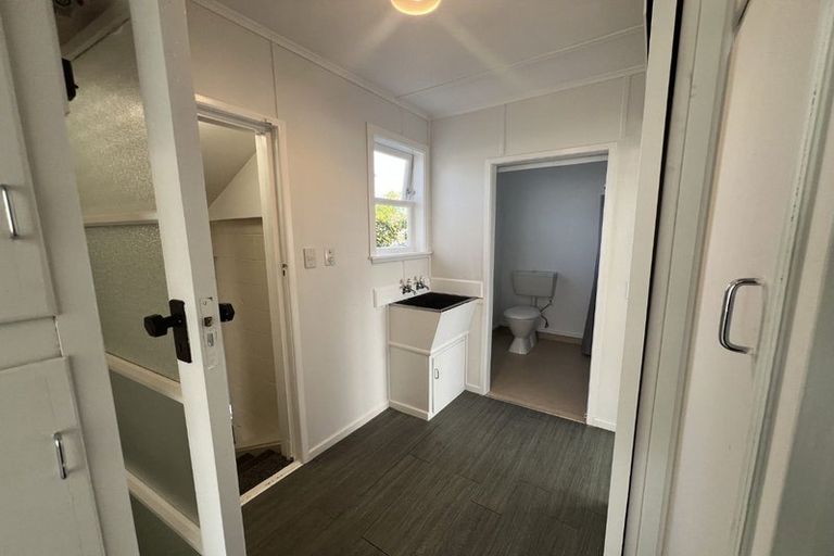 Photo of property in 1/7 Lillian Place, Orewa, 0931