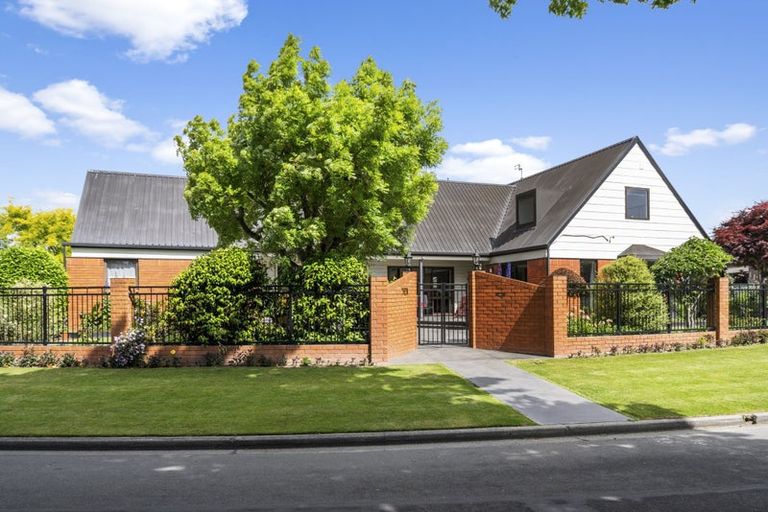 Photo of property in 10 Swithland Place, Avonhead, Christchurch, 8042