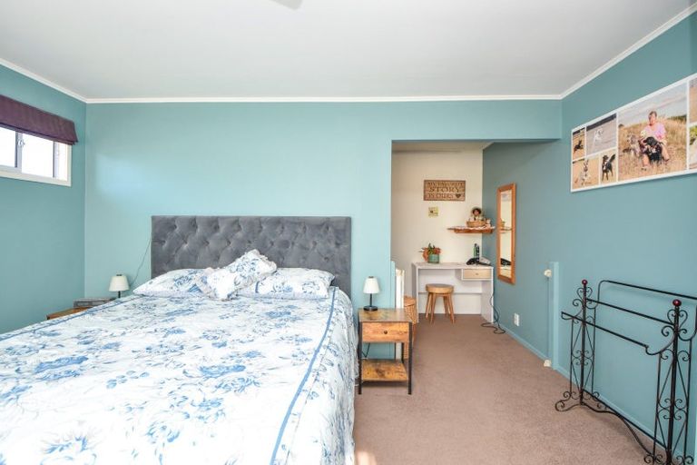 Photo of property in 374 High Street South, Carterton, 5713