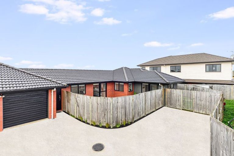 Photo of property in 5 Manawaroa Close, Grandview Heights, Hamilton, 3200