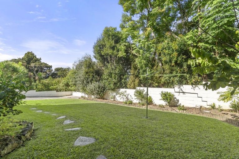 Photo of property in 1/108 Ocean View Road, Northcote, Auckland, 0627