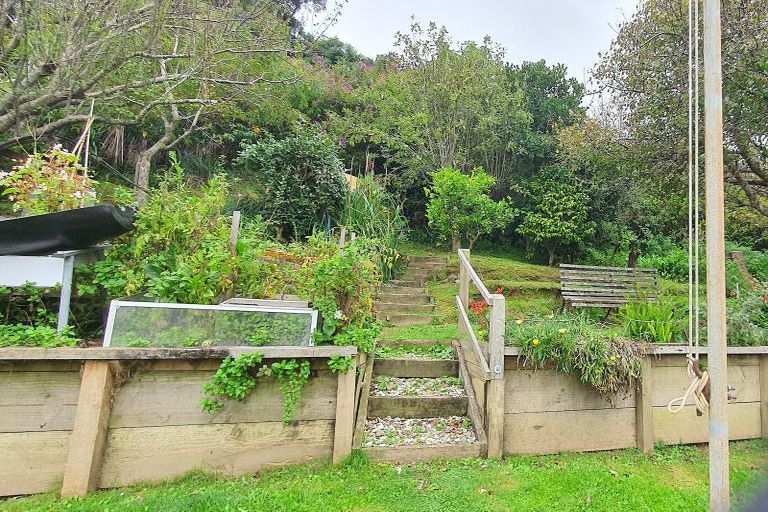 Photo of property in 138 Thames Coast Sh25 Road, Whakatete Bay, Thames, 3575