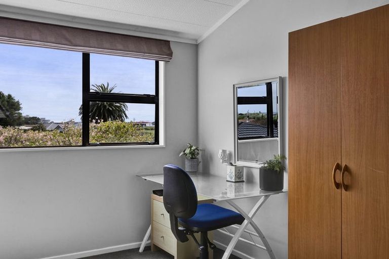 Photo of property in 11 County Drive, Hawera, 4610