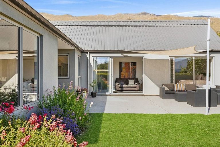 Photo of property in 24 Old Station Avenue, Wanaka, 9305