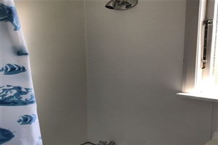 Photo of property in 2 Rutland Street, Levin, 5510