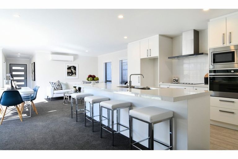 Photo of property in 4 Rire Hau Lane, Pyes Pa, Tauranga, 3112