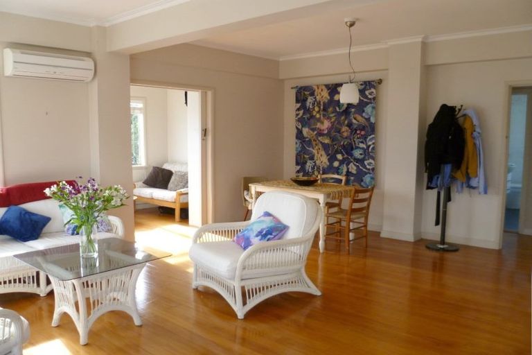 Photo of property in 40a The Crescent, Roseneath, Wellington, 6011