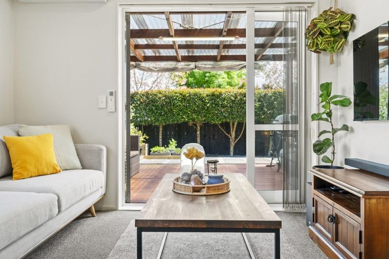 Photo of property in 8 Divide Loop, Takanini, 2112