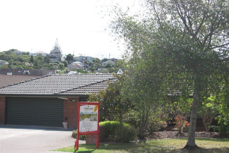 Photo of property in 31 Bayside Drive, Browns Bay, Auckland, 0630