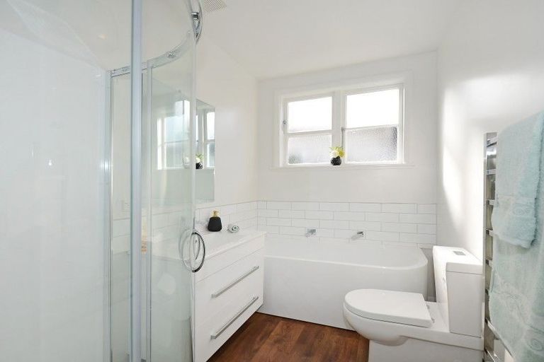 Photo of property in 65 Hutt Road, Petone, Lower Hutt, 5012