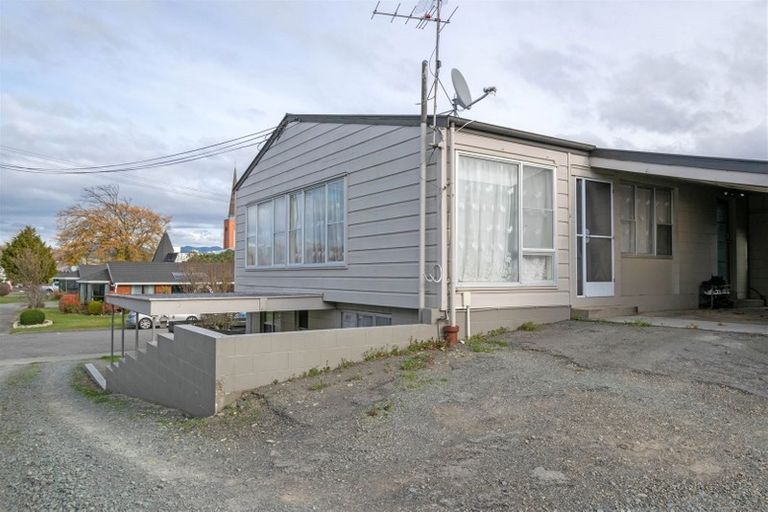Photo of property in 2/12 John Street, Blenheim, 7201
