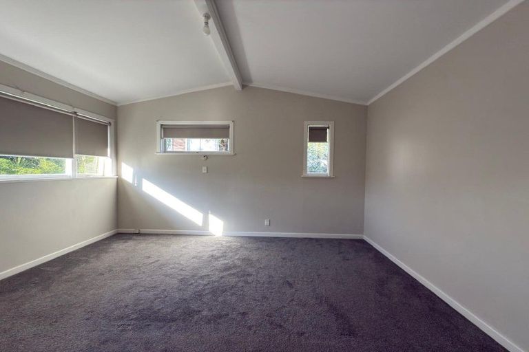 Photo of property in 161 Titirangi Road, New Lynn, Auckland, 0600