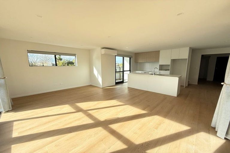 Photo of property in 35 Garvins Road, Hornby, Christchurch, 8042