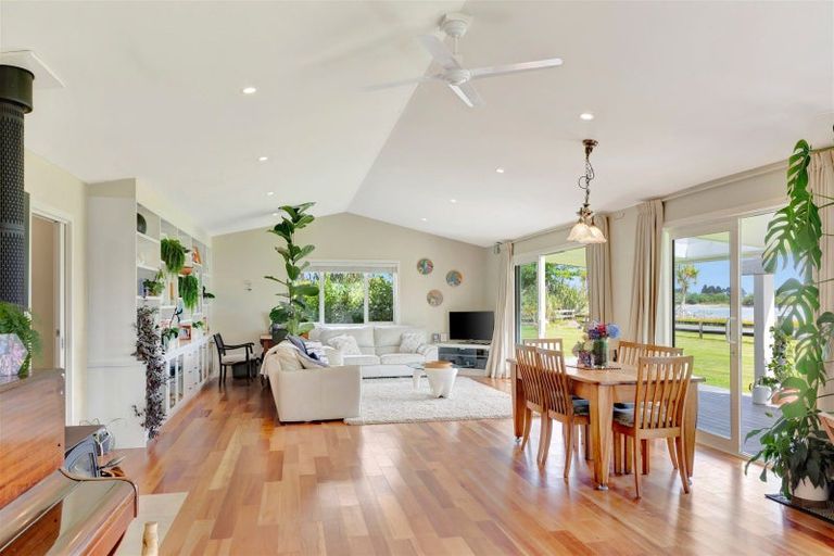 Photo of property in 134 Snodgrass Road, Westport, 7892