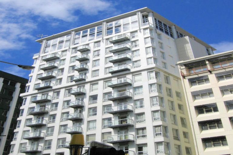 Photo of property in Terrace Heights Apartments, 14c/163 The Terrace, Wellington Central, Wellington, 6011