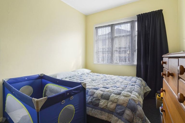 Photo of property in 28 Epsom Road, Sockburn, Christchurch, 8042