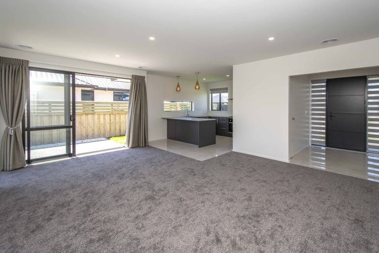 Photo of property in 6 Bryden Place, Halswell, Christchurch, 8025