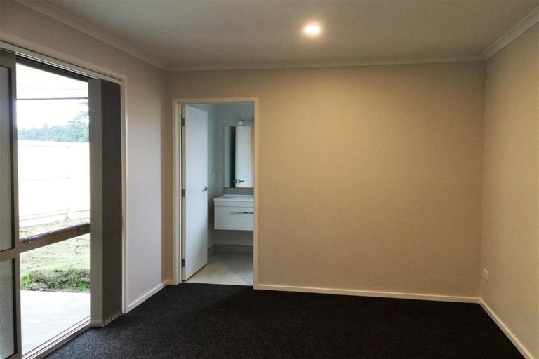 Photo of property in 255 Dixon Road, Fitzroy, Hamilton, 3206