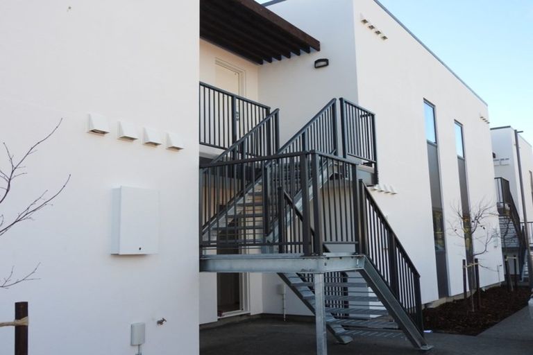 Photo of property in 10/70 Waltham Road, Sydenham, Christchurch, 8023